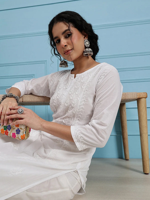 Ada Hand Embroidered White Cotton Lucknowi Chikankari Straight Kurta A411769